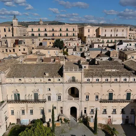 Palazzo Trigona Dependance ゲストハウス ノート