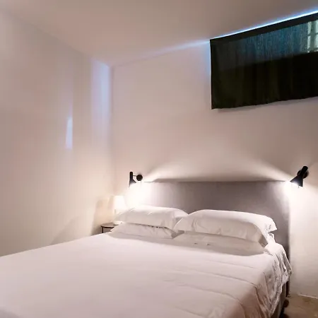 Palazzo Trigona Dependance 게스트하우스 3*