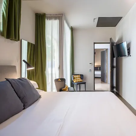 게스트하우스 Palazzo Trigona Dependance 3*