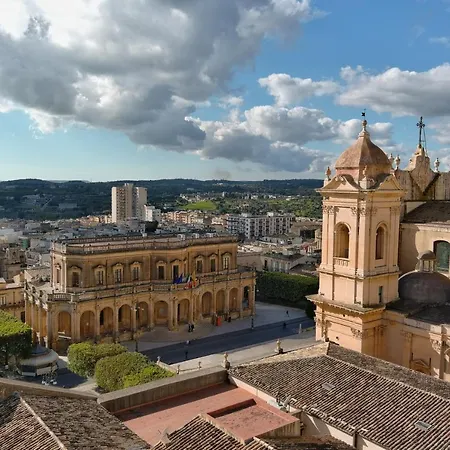 Palazzo Trigona Dependance 3*