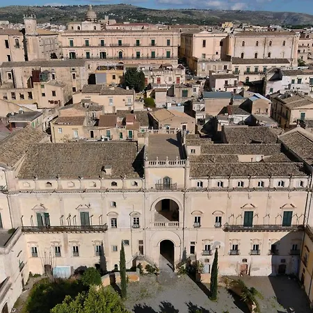 Palazzo Trigona Dependance