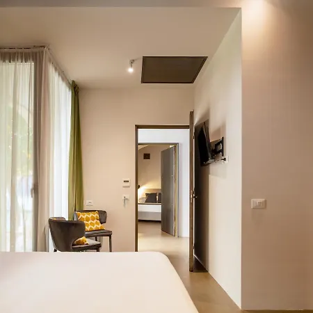 Palazzo Trigona Dependance 3* 노토